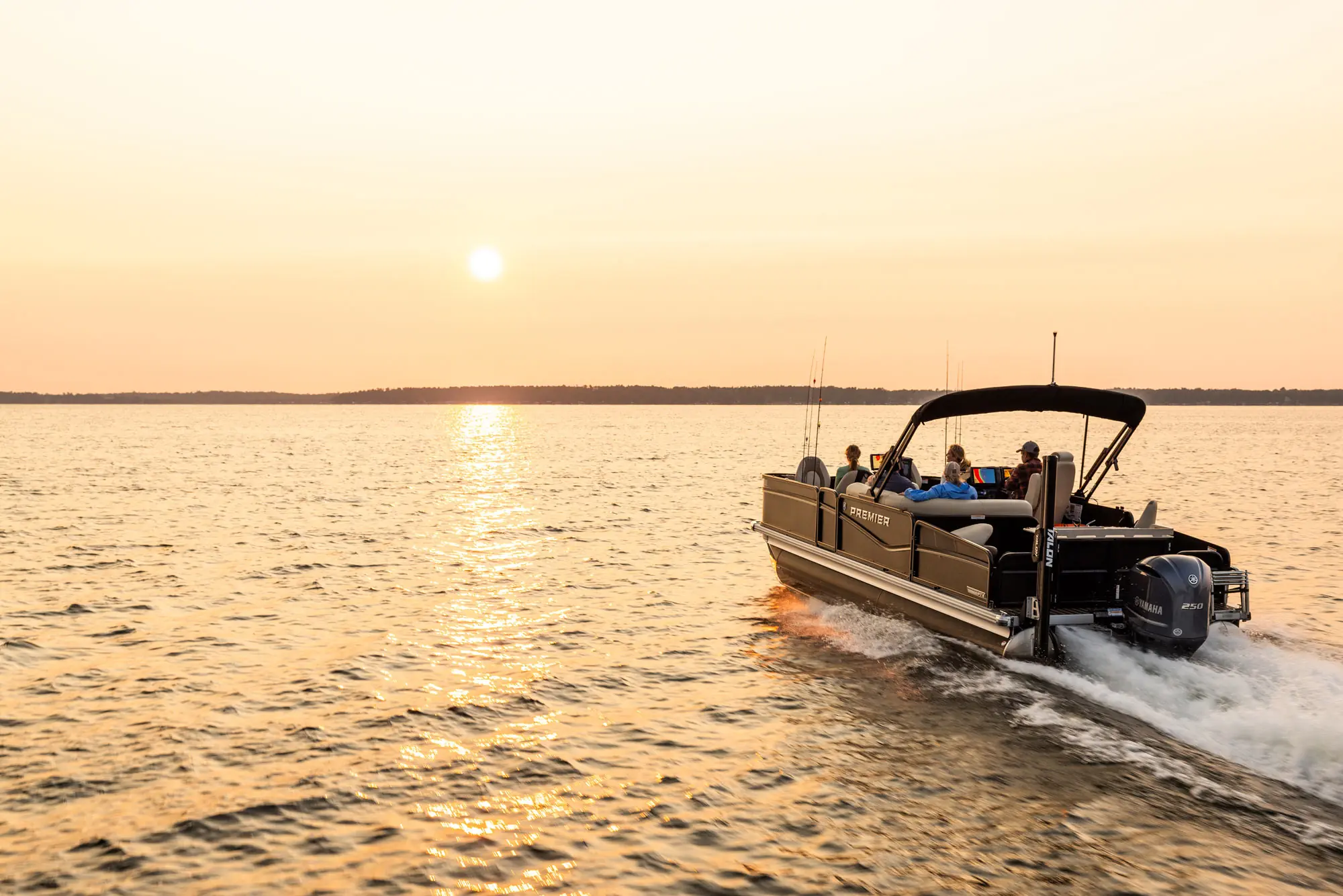 sunset-on-the-lake-pontoon-walleye-fishing-guide-service